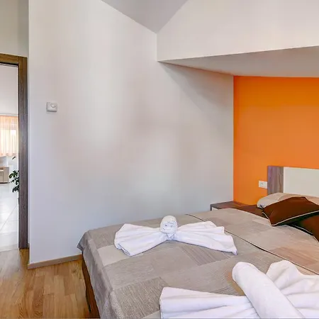 Apartman Fiorellino Пула