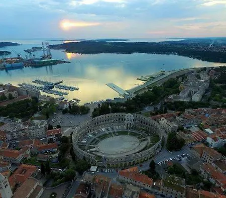 Апартаменты Apartman Fiorellino